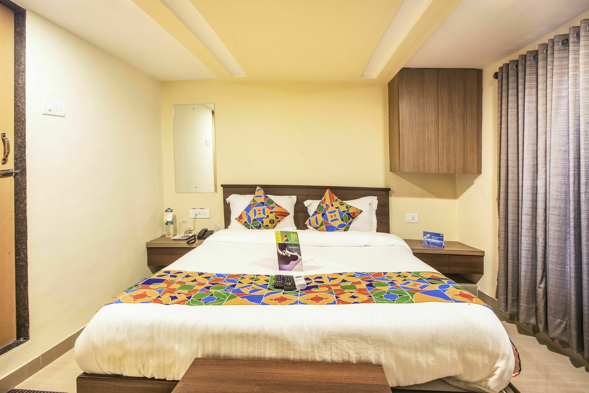 Fabexpress Silver Lake - Nr Bkc Мумбаи Экстерьер фото